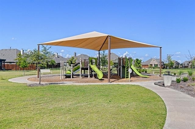 521 Livia Street - Photo 16