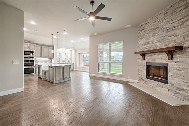 521 Livia Street - Photo 4