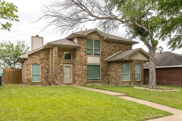 3005 David Drive - Photo 0
