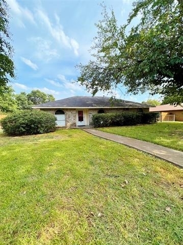 221 Connie Drive - Photo 0