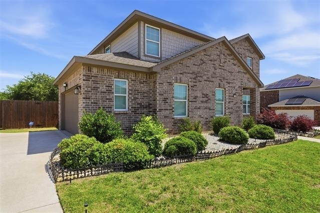 2636 Sagebrush Drive - Photo 2