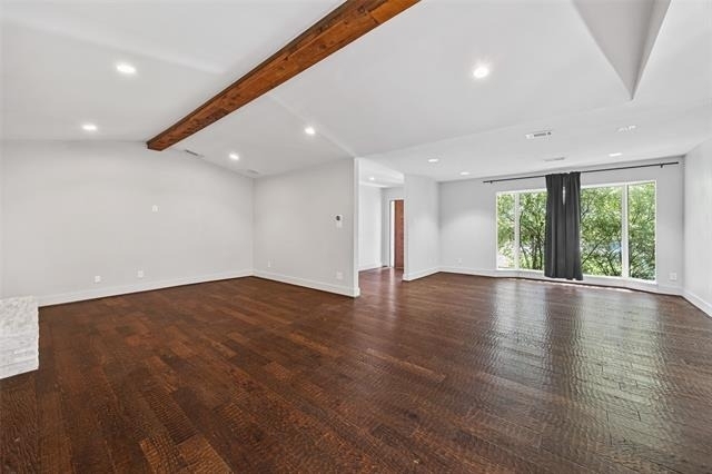 3945 Clubway Lane - Photo 5