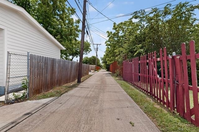 1305-a Nw 14th Street - Photo 31