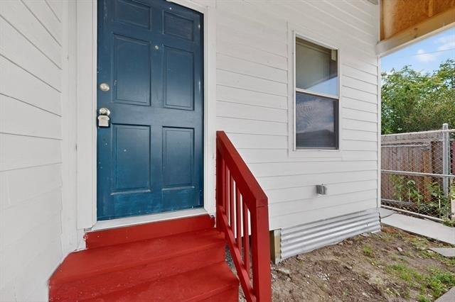 1305-a Nw 14th Street - Photo 7