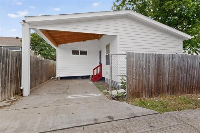 1305-a Nw 14th Street - Photo 0