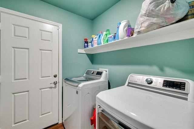 3509 Spencer Street - Photo 4