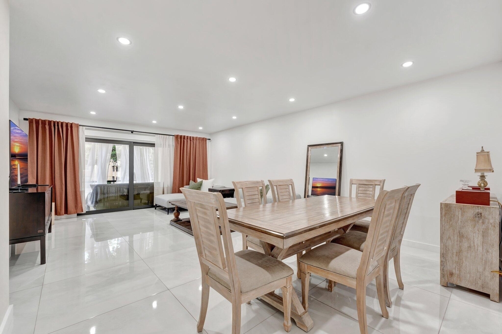 138 S Cypress Road - Photo 2