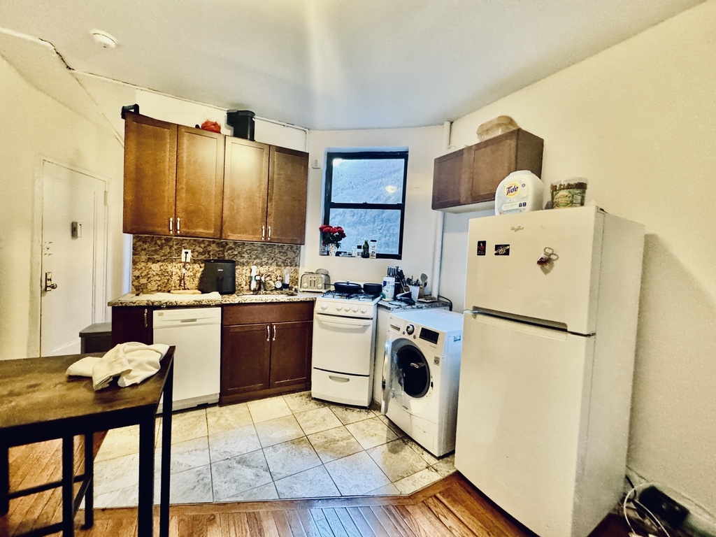 30 St Marks Place - Photo 0