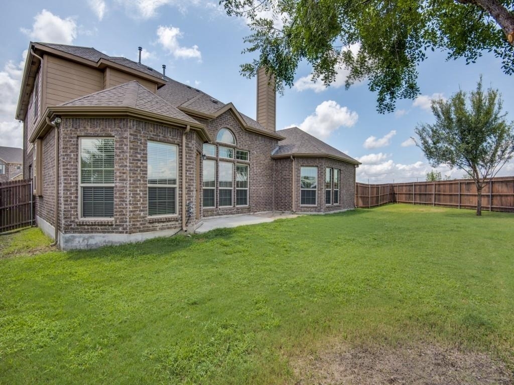 12112 Abernathy Circle - Photo 18