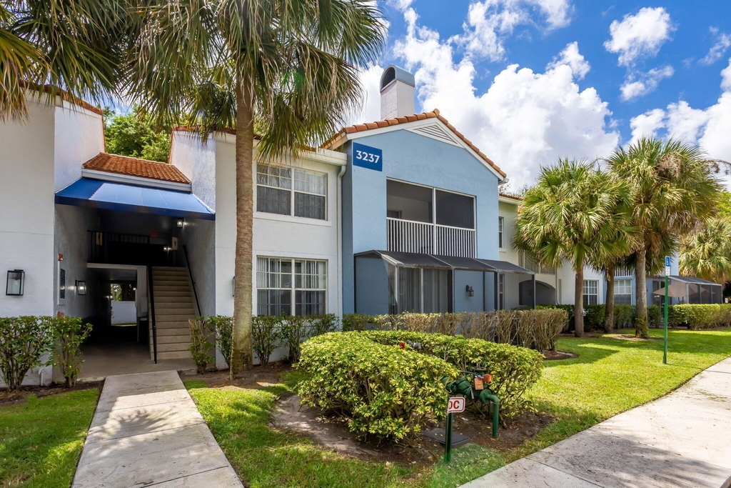 3237 Clint Moore Road - Photo 12