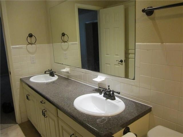 2729 Hurstview Drive - Photo 14