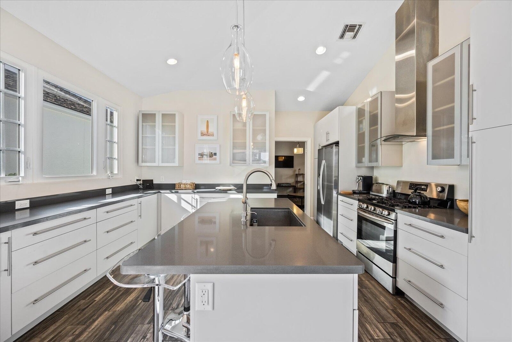 2466 Muir Circle - Photo 11