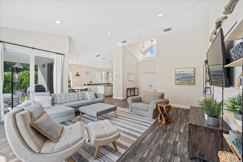 2466 Muir Circle - Photo 8