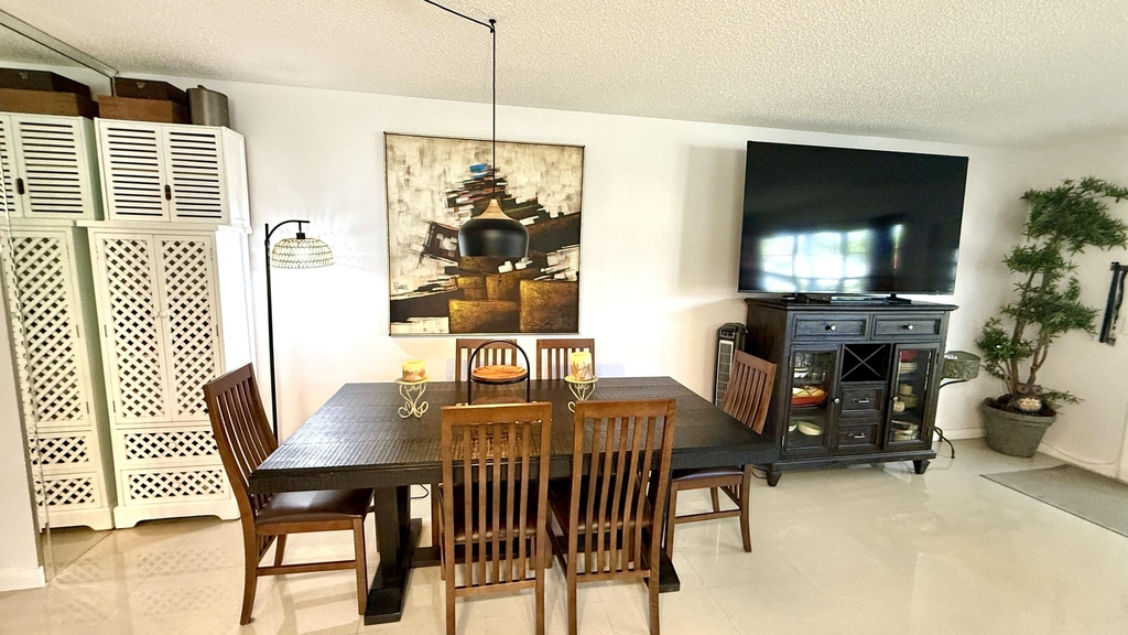 21 Newport B Court - Photo 5