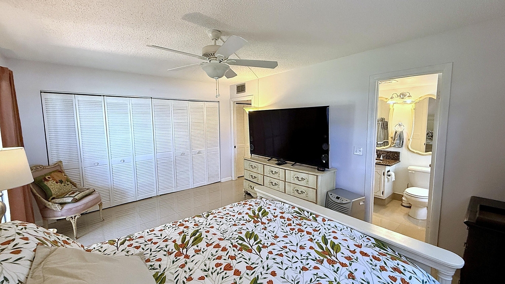 21 Newport B Court - Photo 20