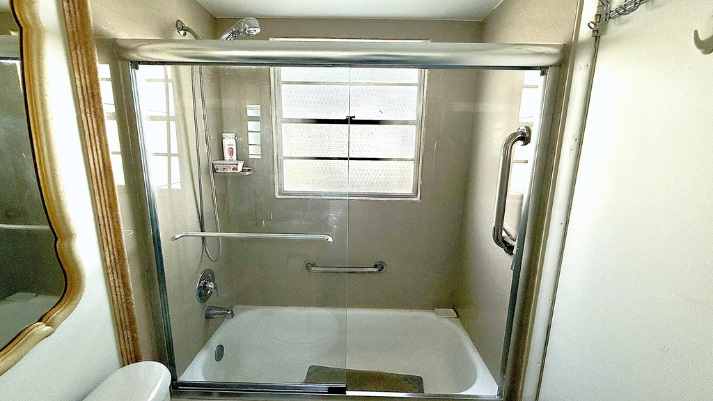 21 Newport B Court - Photo 16