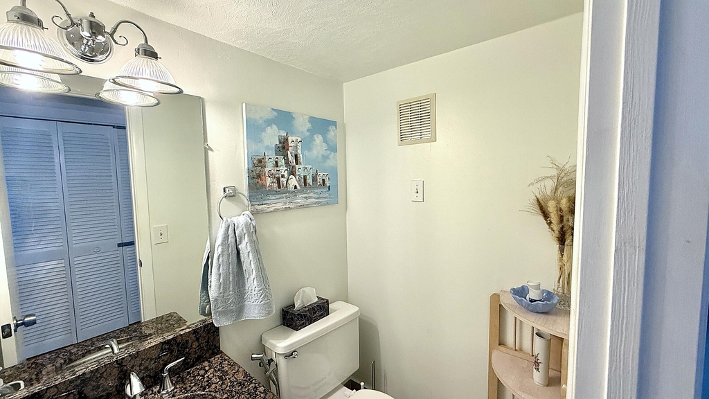 21 Newport B Court - Photo 12
