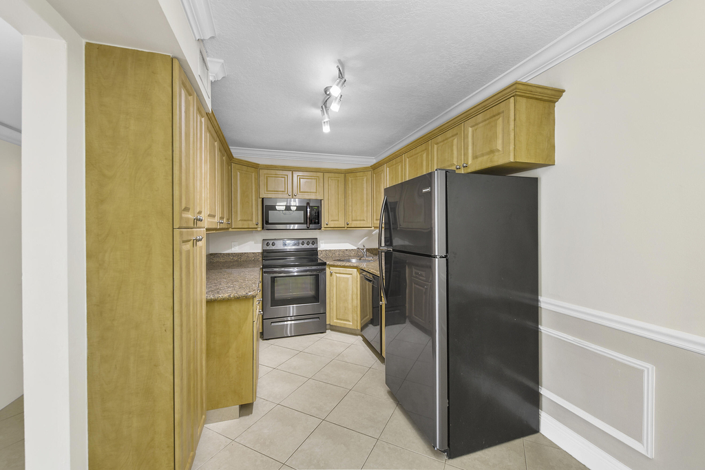 2733 Sw Matheson Avenue - Photo 10