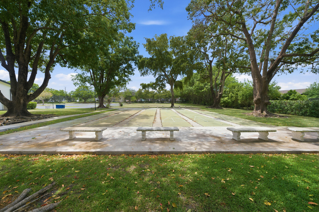6396 Country Wood Way - Photo 33