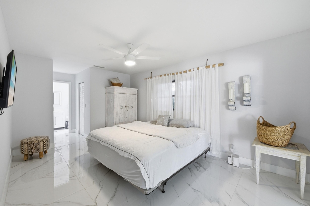 6396 Country Wood Way - Photo 19