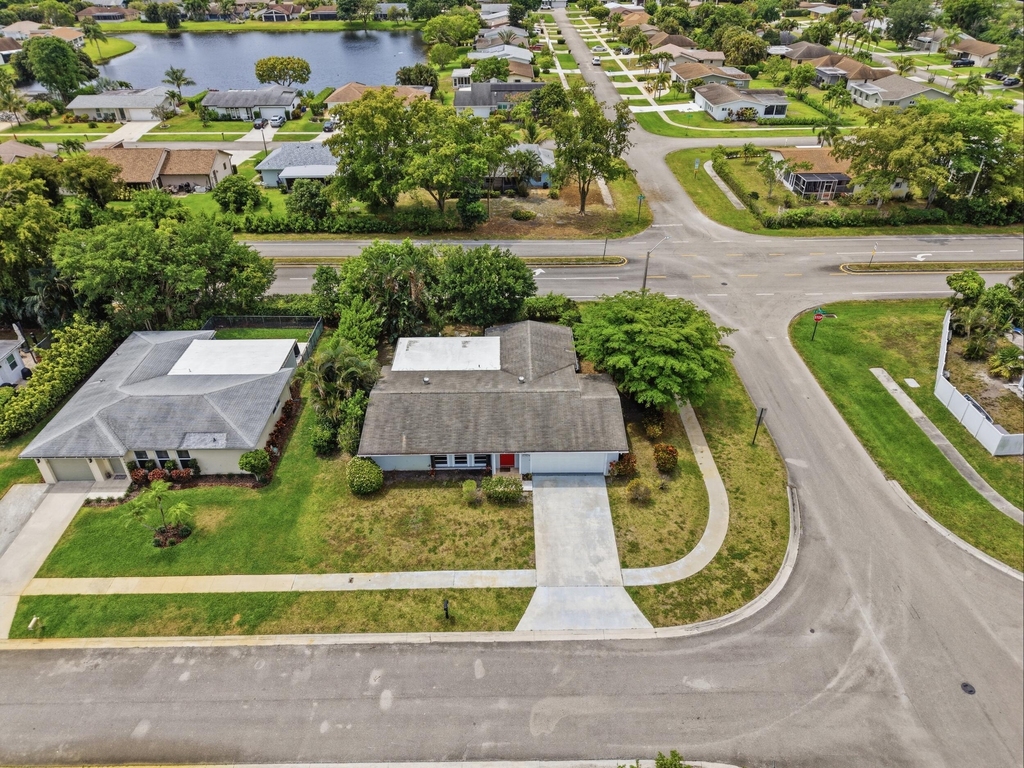 6396 Country Wood Way - Photo 41