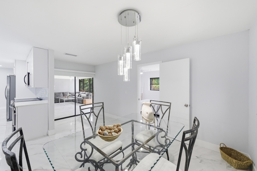 6396 Country Wood Way - Photo 18