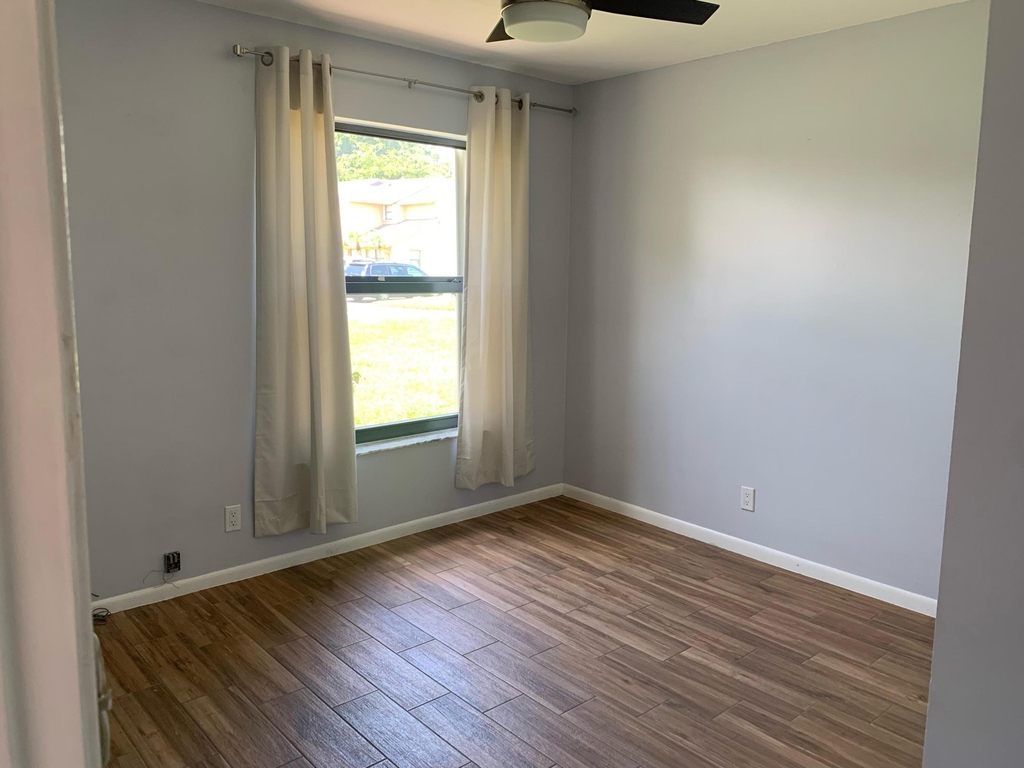 5734 Northpointe Lane - Photo 7