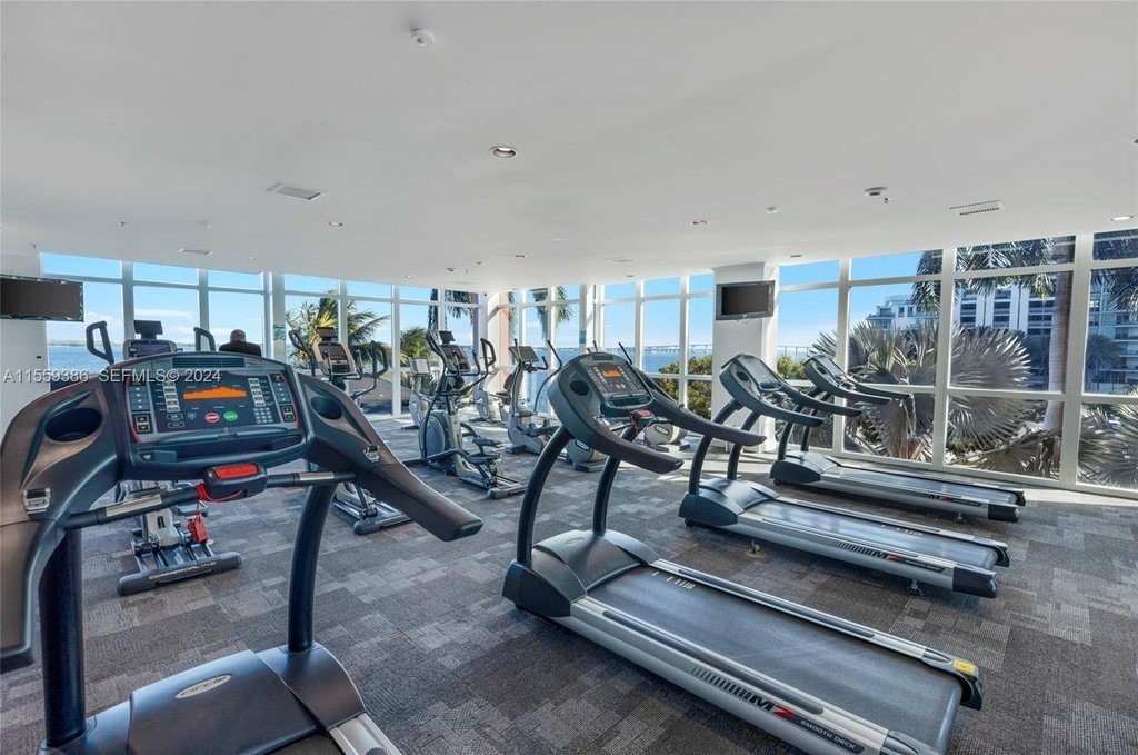 1155 Brickell Bay Drive - Photo 32