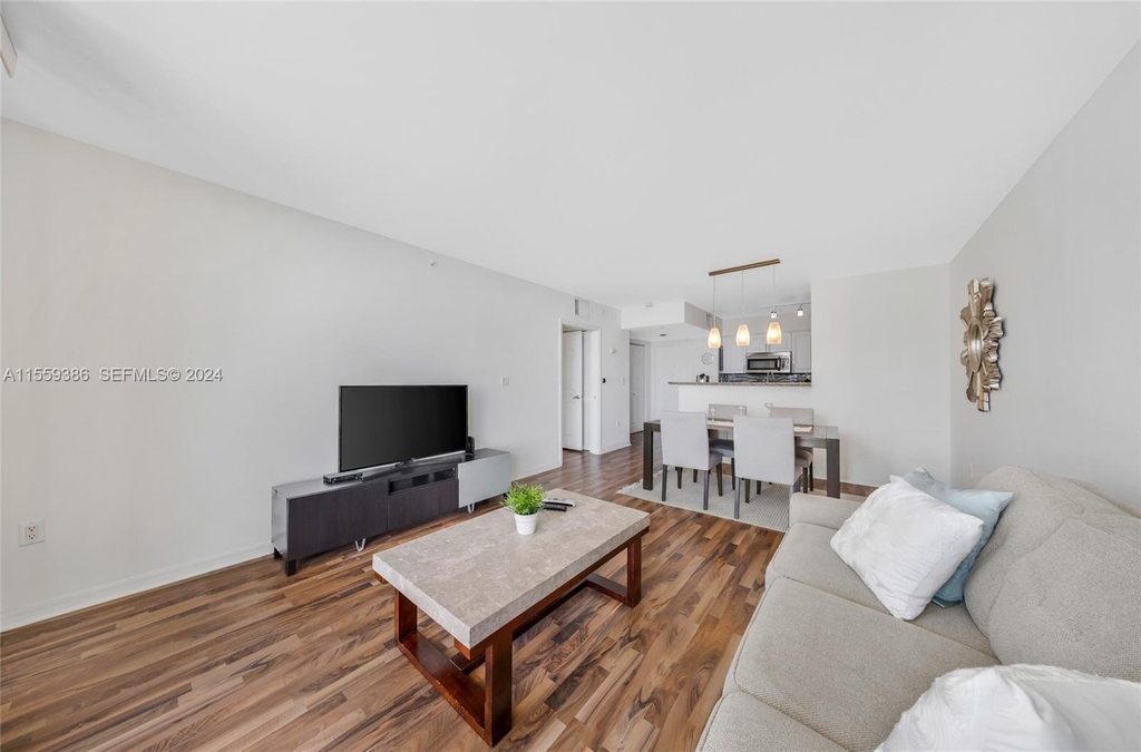 1155 Brickell Bay Drive - Photo 7