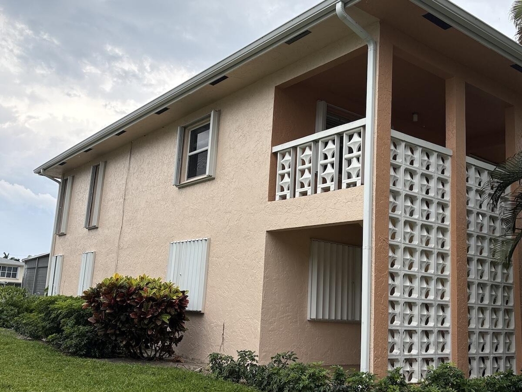 1441 Nw 19th Terrace - Photo 2