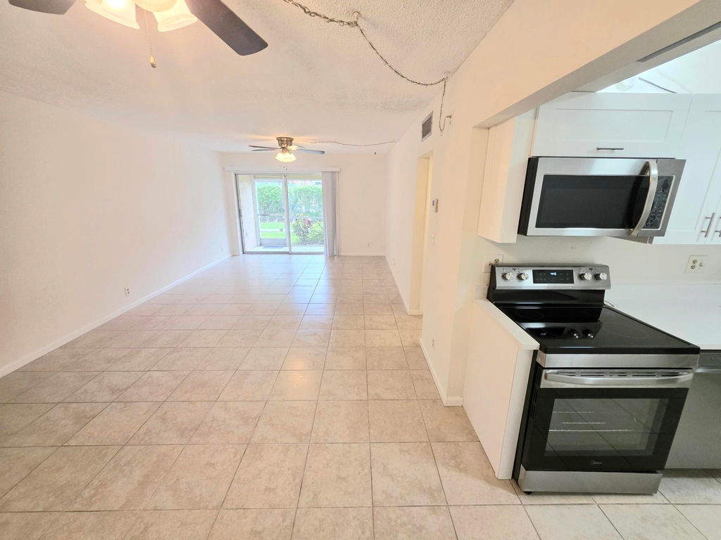 959 Se 2nd Avenue - Photo 6