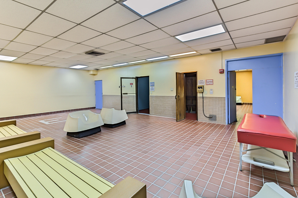 3671 Environ Boulevard - Photo 11
