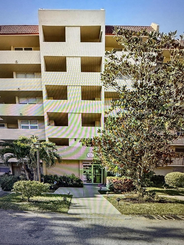 3671 Environ Boulevard - Photo 0