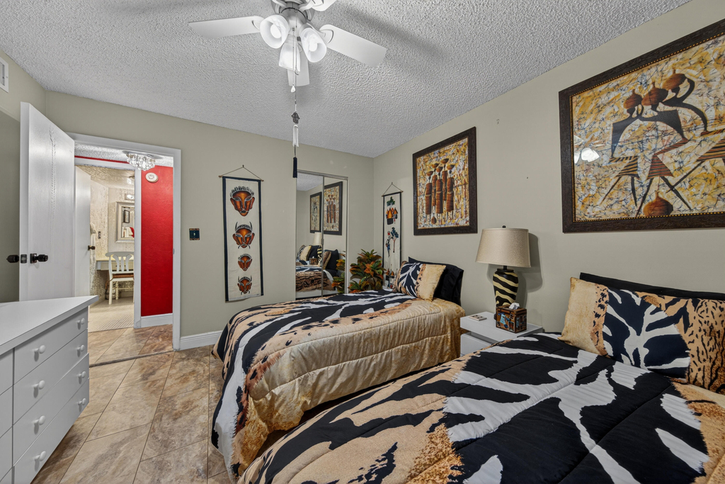 3671 Environ Boulevard - Photo 36
