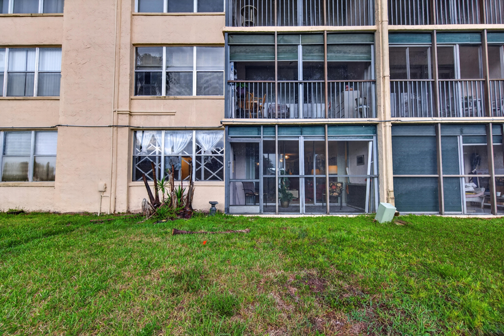 3671 Environ Boulevard - Photo 28