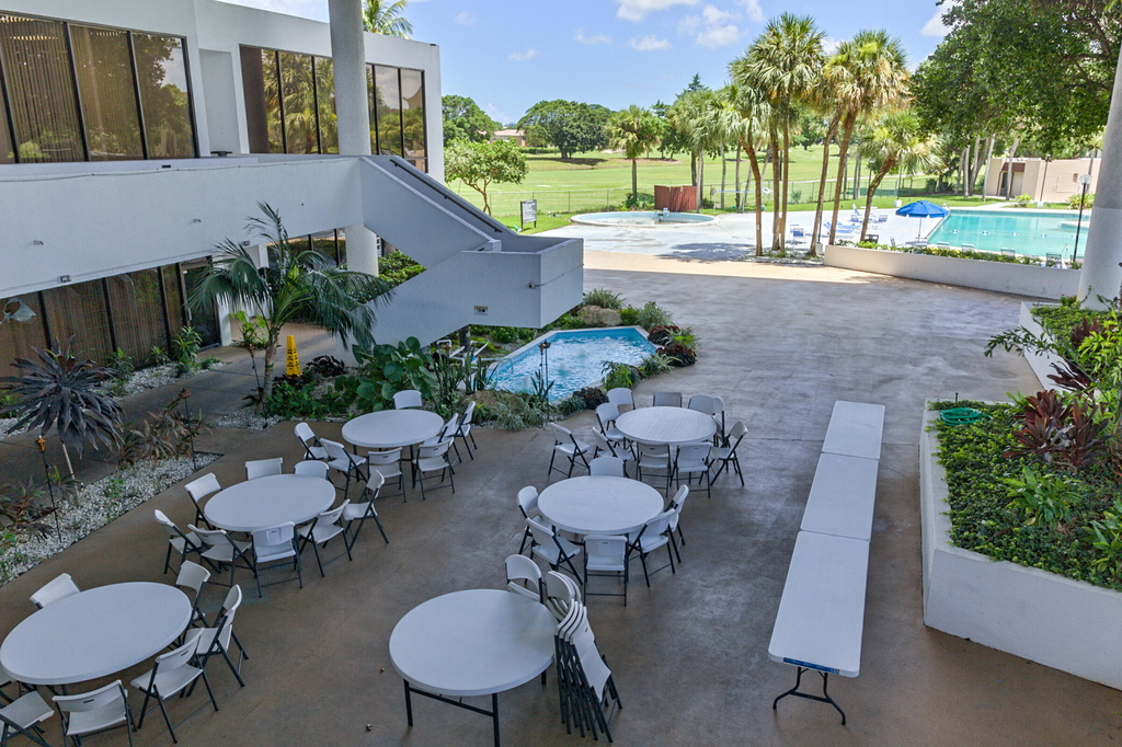 3671 Environ Boulevard - Photo 3