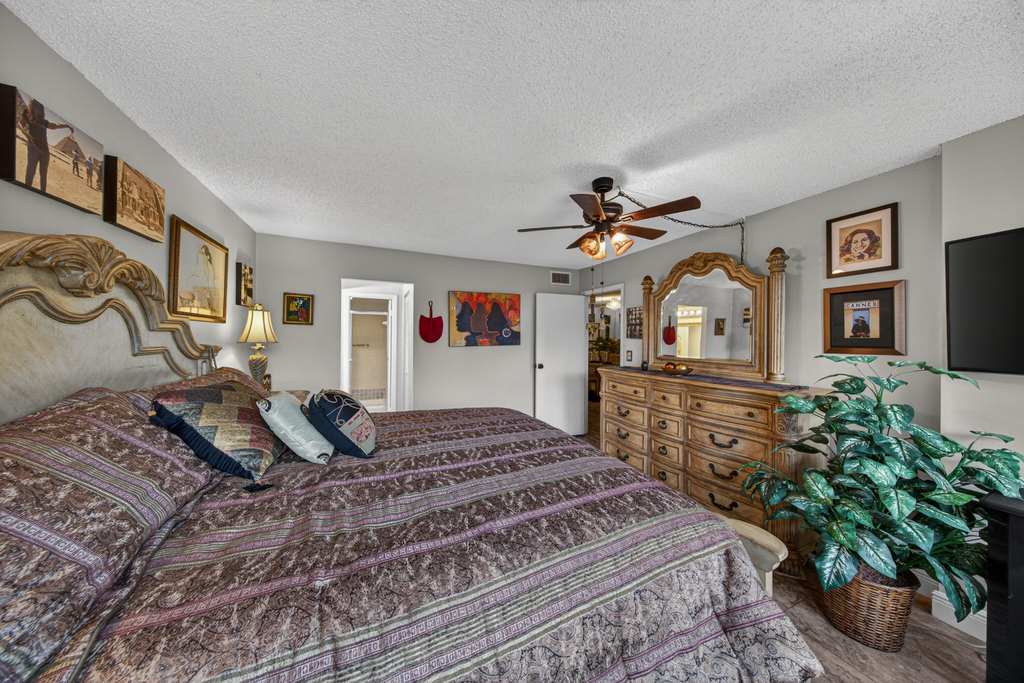 3671 Environ Boulevard - Photo 50