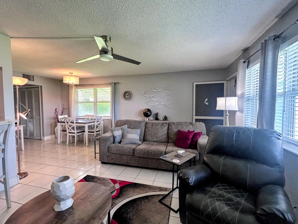 240 W Horizons - Photo 19