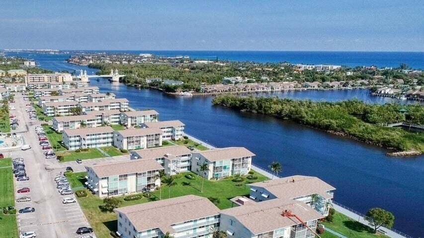 240 W Horizons - Photo 11