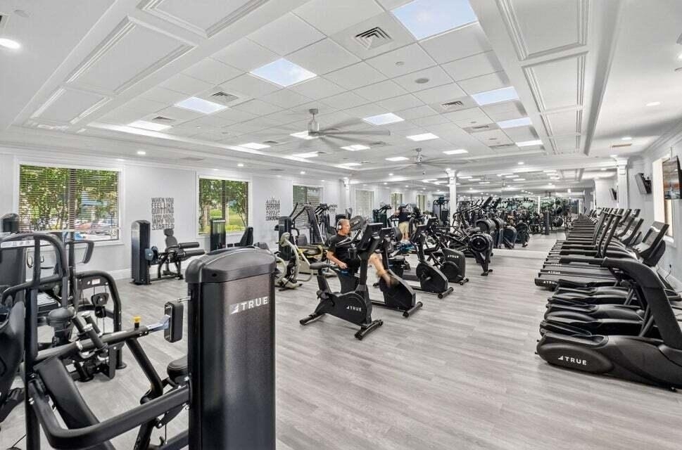 6812 Belmont Shore Drive - Photo 38