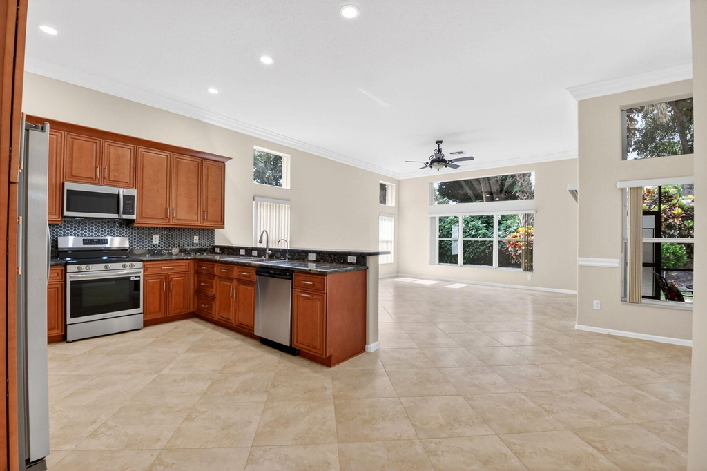 6812 Belmont Shore Drive - Photo 8