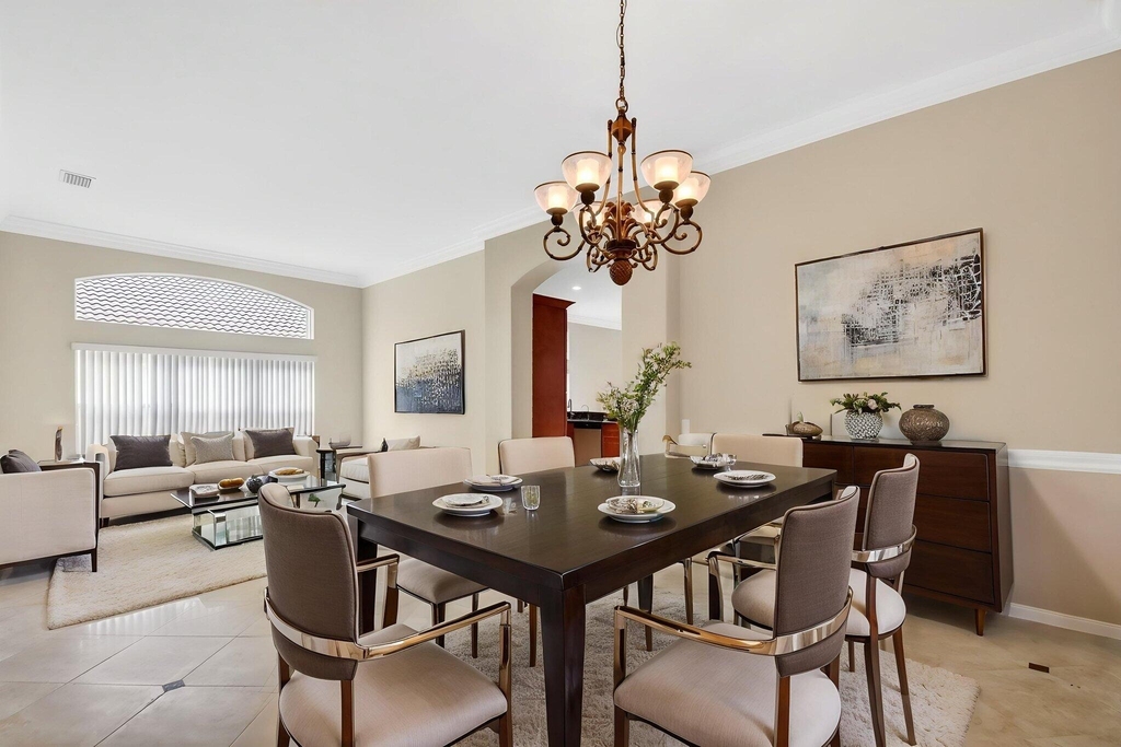 6812 Belmont Shore Drive - Photo 3
