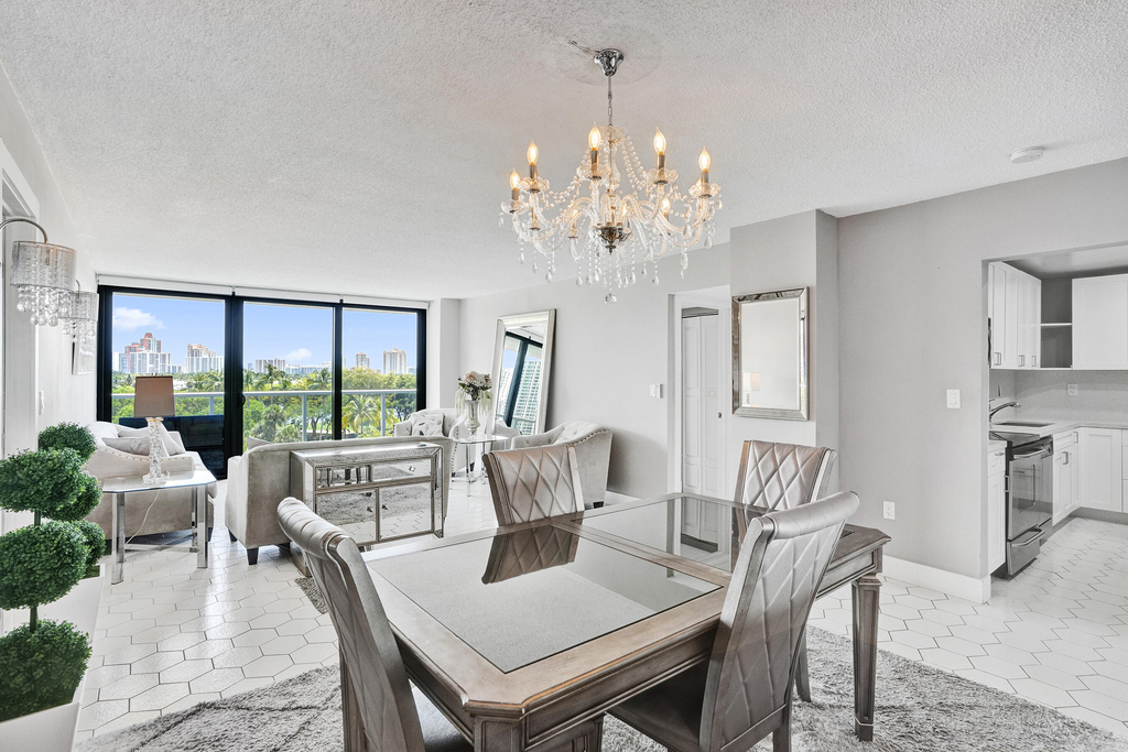 3701 N Country Club Drive - Photo 3