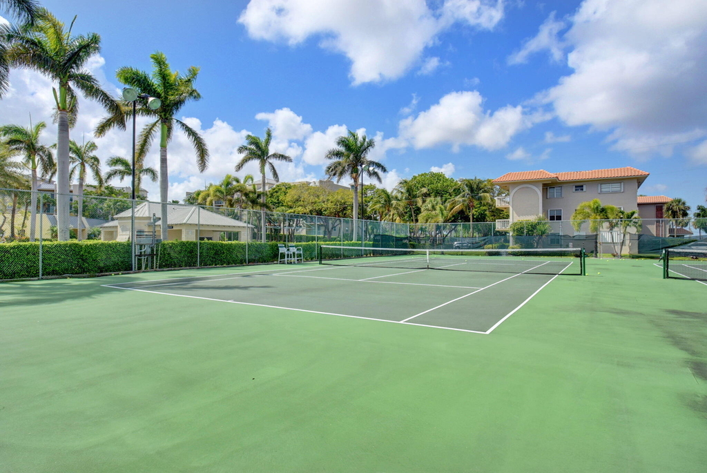 11 Royal Palm Way - Photo 64
