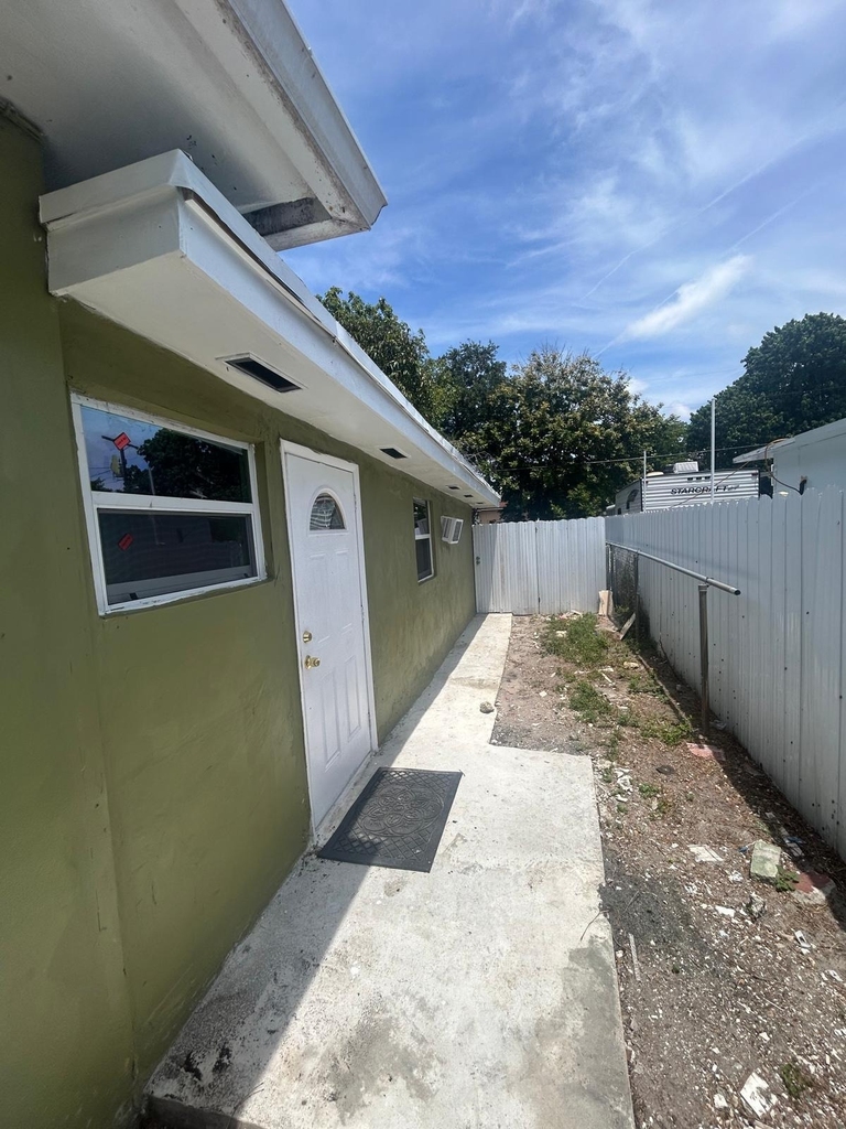 845 Nw 132nd Street - Photo 7