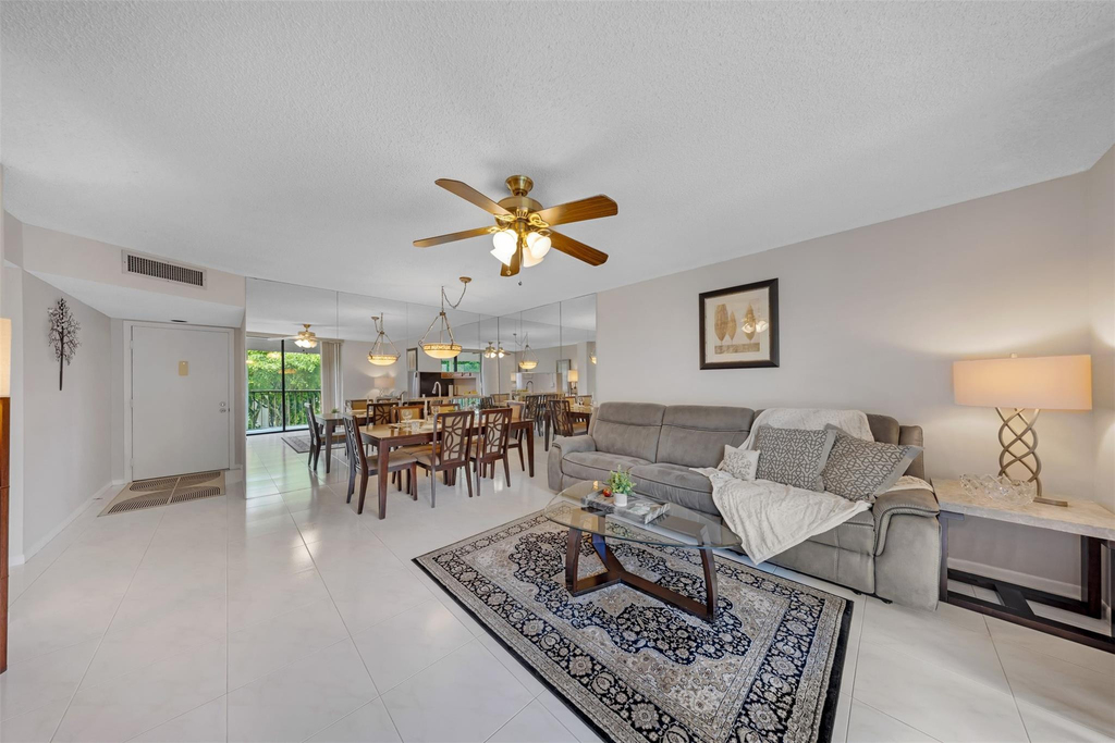5250 Las Verdes Circle - Photo 7