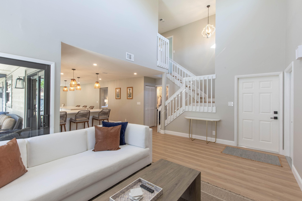 2478 Bedford Mews Drive - Photo 5