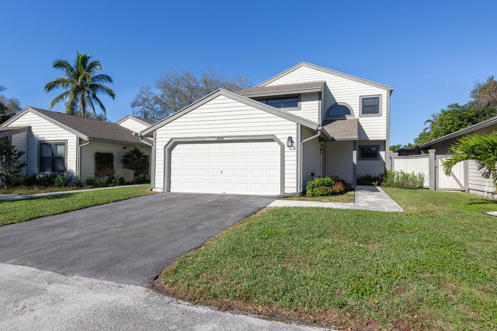 2478 Bedford Mews Drive - Photo 0