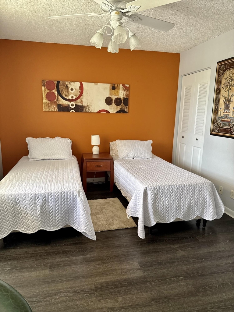 1520 Nw 19th Terrace - Photo 4