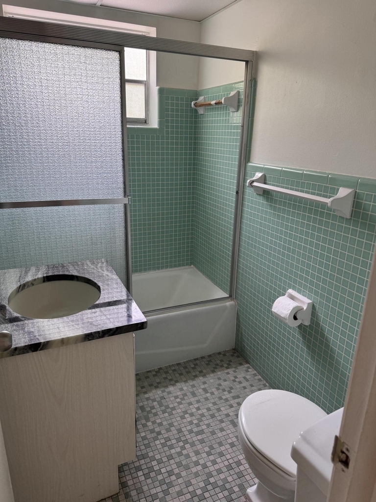 1940 Madison Street - Photo 7